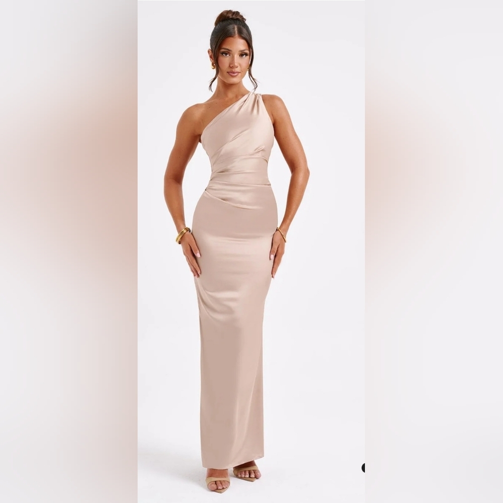 Babyboo ARIZONA MAXI DRESS- CHAMPAGNE Color Size Medium